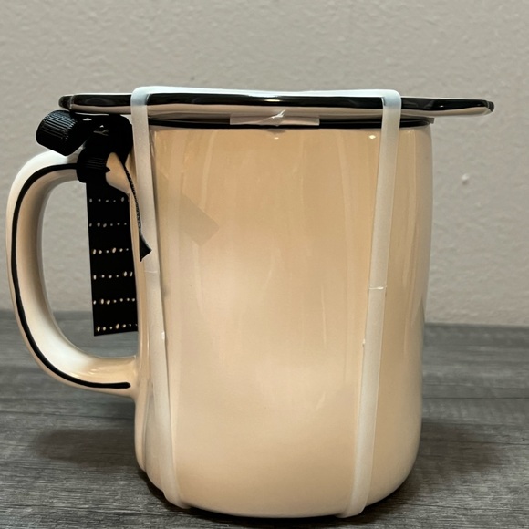 Rae Dunn mug and strainer set - Picture 2 of 5